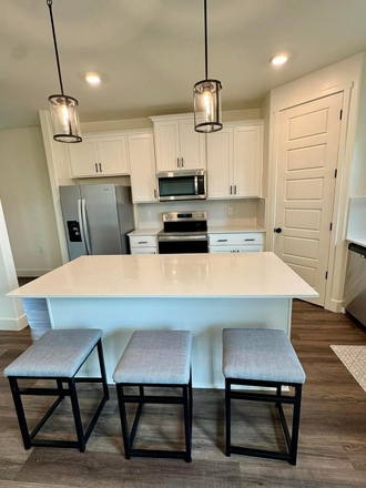 Kithchen - Beautiful Newer Home in Bella Oak Community