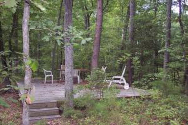 Deck - Master Bedroom Suite with Kitchenette for W&M students, all utilities included in rent. House