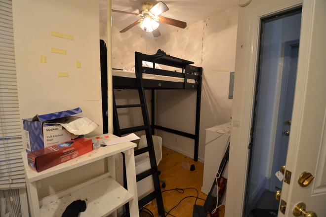 Bed Area - Spacious Studio - Available 9/1 - Westland Ave. - Special Deal: 50% OFF BROKERS FEE Apartments