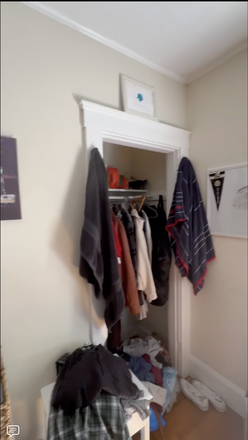 1/2 closets in shared room - Off-Campus housing House
