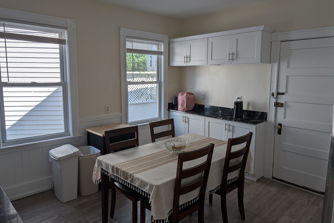kitchen - Cozy Apartment Near Inman and Harvard