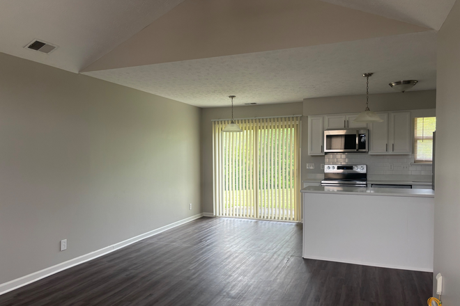 Living room - Relet Available for 25-26 year Duplex