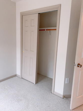 Room - ROOM FOR RENT IN CENTREVILLE VA