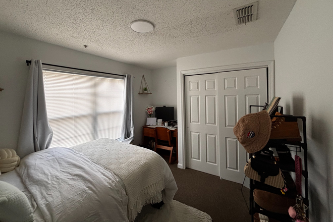 Bedroom - 2026 The Courtyards at UMD 4x2 Lease Transfer Apartments (Shared Housing)