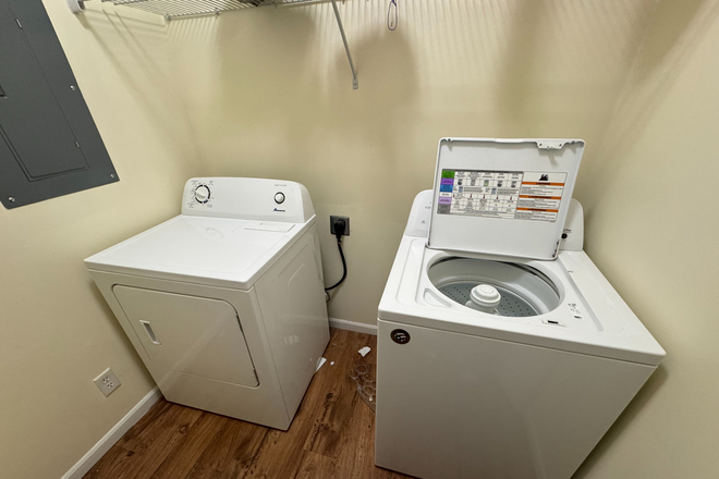 Washer and Dryer - Summer Sublease for 1 room in 2Bd/2Br