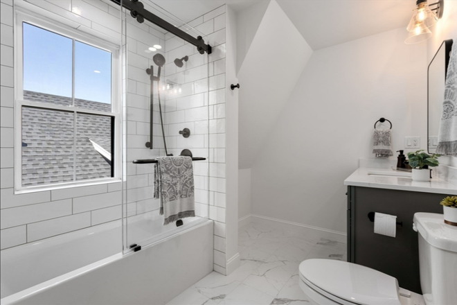 Shared Bathroom - Private Bedroom available in NEW, Oversized 3 Bedroom Condo near Ball Station/Tufts (Female-only)