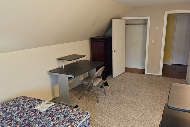 Tan Room - Room Rental $580, all included. Available Now.