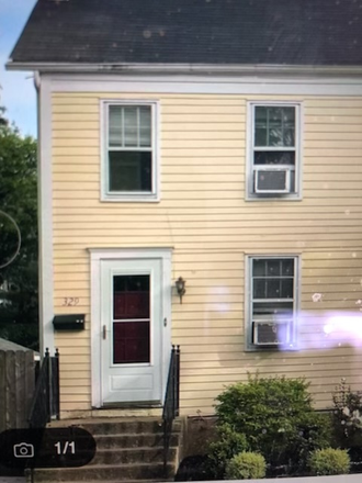 Front of duplex - Furnished 3BR duplex-Nassau St-Princeton Rental