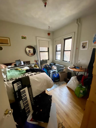 4 Bed - 60 Fenway - NO Broker's Fee!! - Available 9/01 - STRIKING 4BR on The Fenway GORGEOUS, SPACIOUS, CONVENIENT LOC Apartments