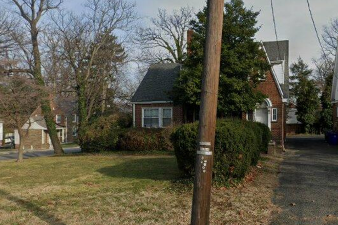Outside Street View - Affordable Room for Rent – 6807 Baltimore Ave, Steps from UMD House