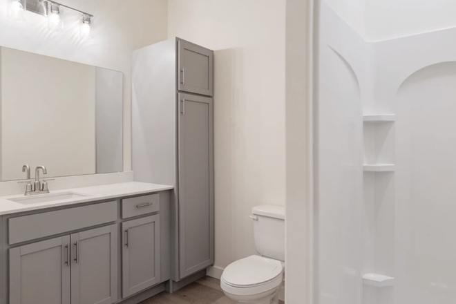 Bathroom - Ivory University House