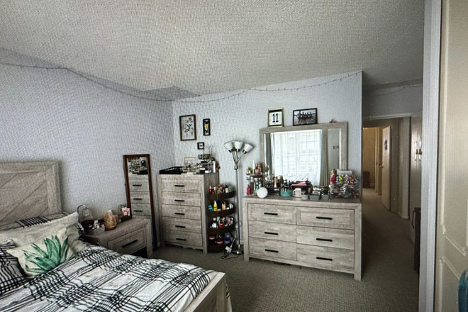 Bedroom - Available 8/1/26 ~~3 Bedroom 2 BA  Towne Estates Condo