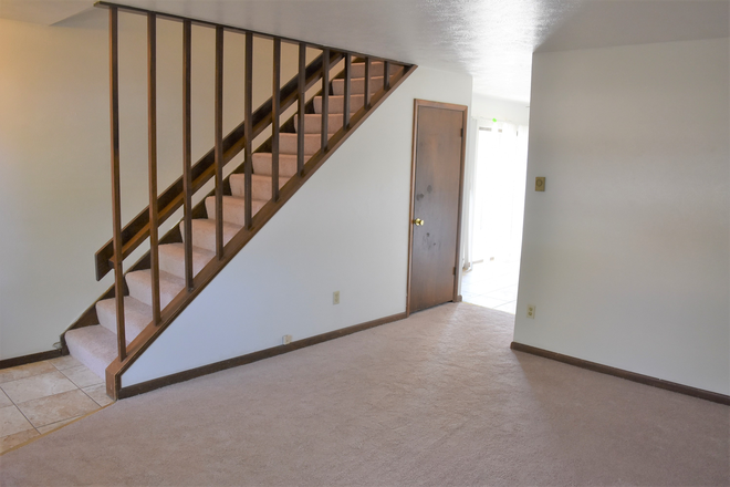 3515 Hayden #3 - 3515 Hayden Pl. (2BR/2BA) Apartments