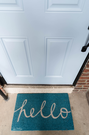 front door with keyless entry - 5231 wissahickon ave (Eastfalls / Germantown ( Drexel Medical) Queen lane , Train station Duplex