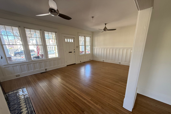Front Door & Living Room - Beautiful 3-Bedroom Condo in Hampton Park Terrace in Downtown Charleston