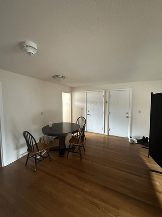 Dining Room - Colonial Village Apartments