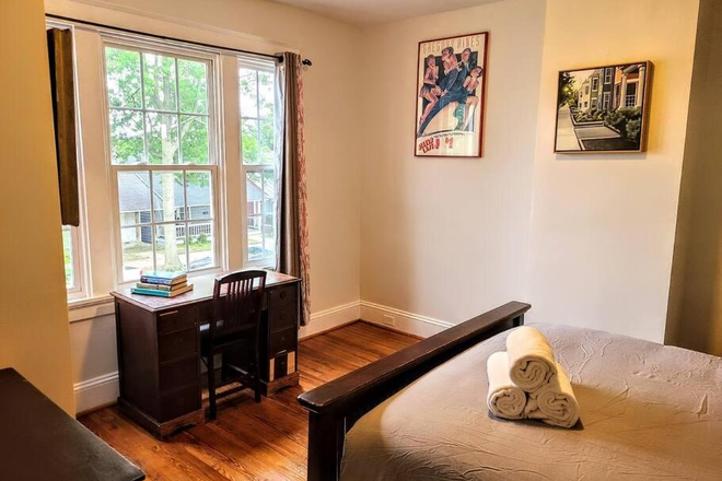 Bedroom - Historic and charming house (Fully Furnished) or unfurnished