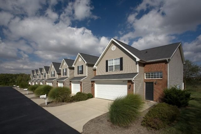 Neighborhood (taken by landlord) - Sublease Available - Townhome in West Lafayette