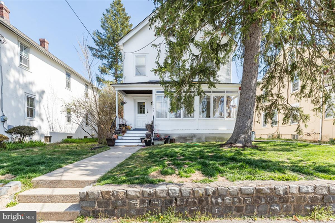 exterior - 2BR apt-Witherspoon Street-Princeton