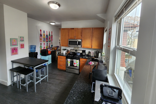 Call NOW for showings! 617-236-8600 - WADSWORTH ST - LRG 4BR NEAR PACKARDS CRNR AVAIL *9/1/2026* W/ LNDRY IN BLDNG, A/C, DW, EIK, 2 BATHS! Apartments