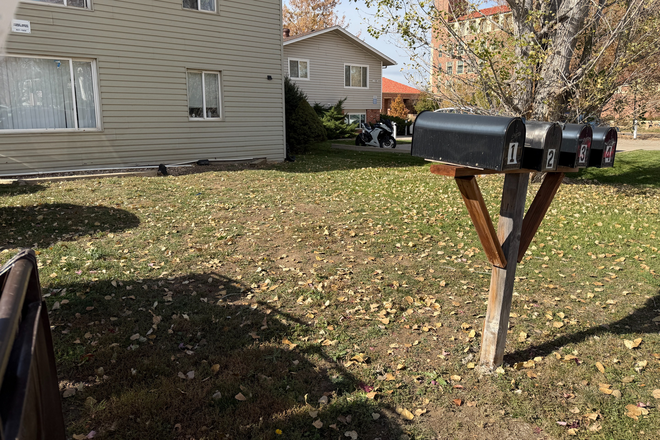 Exterior - Prime Location 2-Bedroom Apartment Near CU & 28th Street