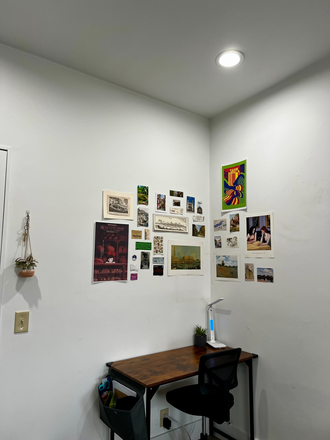Desk - [Summer 1+2 Sublet] Room in Fenway (May - August)! Apartments