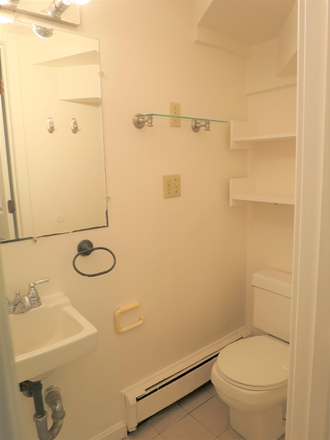 Bedroom - ~ Modern 3 Bed 2 Bath Townhouse with Yard & Garage ~