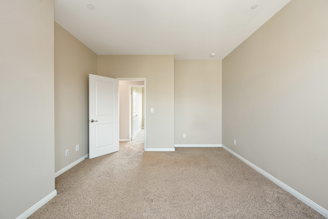Bedroom - Alturas on campus apartment, for staff/faculty at UCI