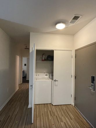 In-Unit Washer Dryer Available - Summer 2025 Sublease Available at Chauncey Square Apartments
