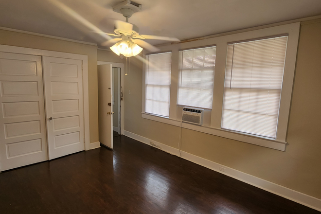 BEAUTIFUL FLOORS - NEW ORLEANS CHARM-DON'T MISS OUT! Apartments