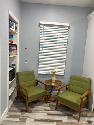 Common Area - Fully Furnished Bedrooms for Rent – ODU Students & Military Folks, Available January 1, 2026 House