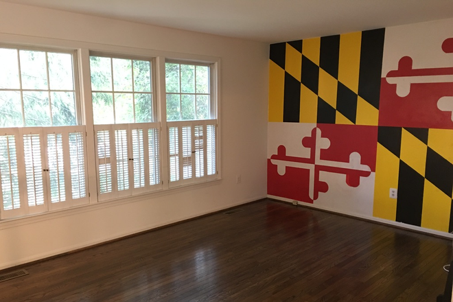 Living Room - Master Bedroom with Private Bath_Walk to Campus
