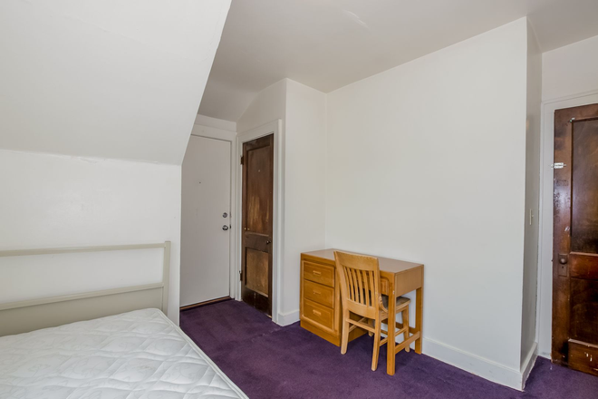 Your bedroom - Unit in a house 3 minute walk from central