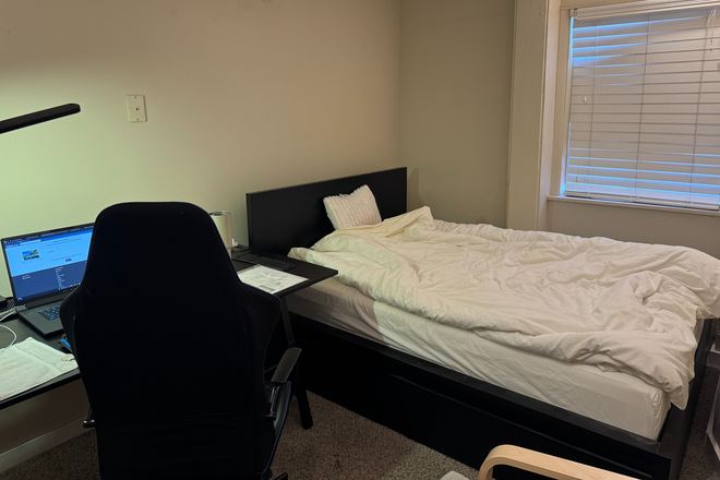 Bedroom - Buffalo Canyon Apartments