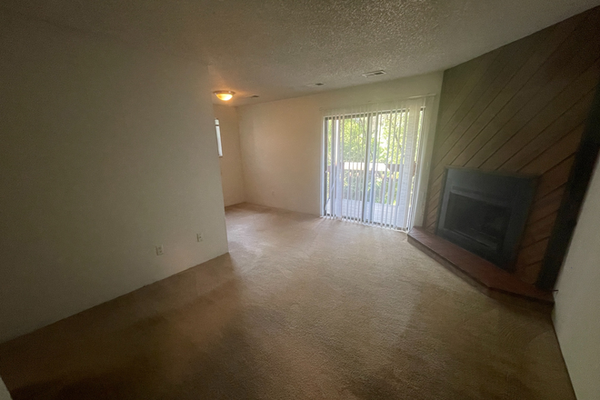 2 - August 2026 Pre-leasing! 2857 Shadow Creek Dr #A103