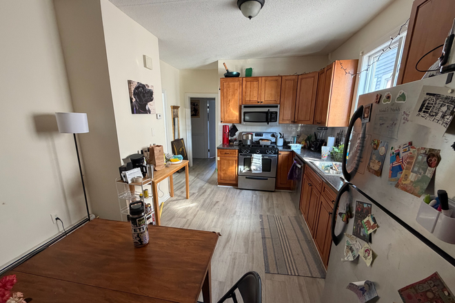 Call NOW for showings! 617-236-8600 - WINCHESTER ST - *NO FEE* 3BR/1BA NEAR TUFTS FOR *9/1/2026* W/ LNDRY IN BLDNG, RNTL PRKNG, EIK, PATIO Apartments