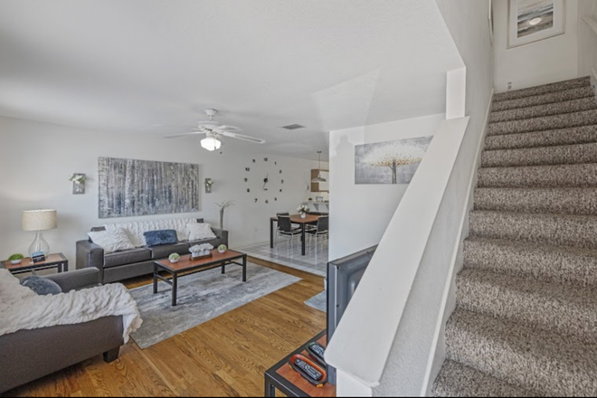 Living Room - Sublease CAMPUS CROSSING FULLY FURNISHED Townhome