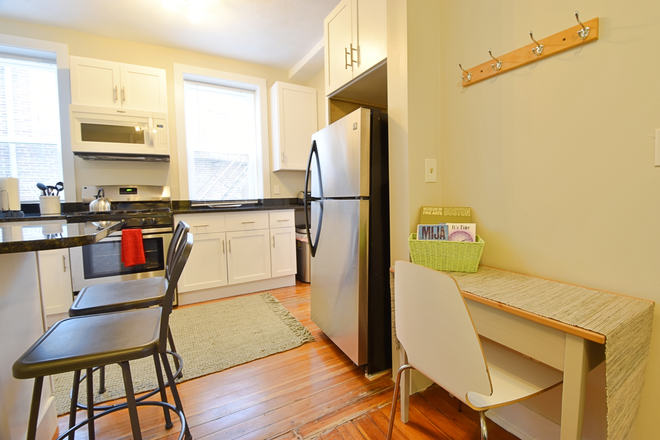 Kitchen - **NO BROKER FEE*** Gorgeous 2 Bed / 1 Bath - Available 9/1/26!! Apartments
