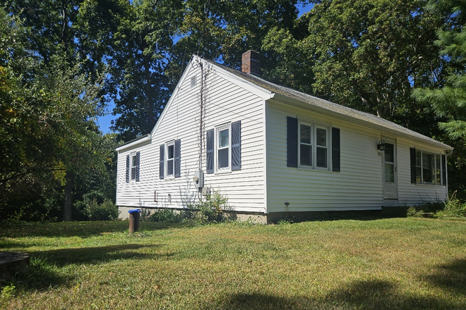Front and side of house - LOCATION! 2 miles to Campus - Economical House, Great Yard, Partially Furnished