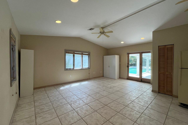 Studio view 1 - Large Private Studio in Pinecrest