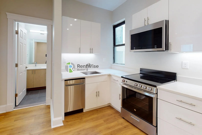 1 - BEAUTIFUL KENMORE APARTMENTS! 1, 2 and 3 BEDS w/ H/HW inc + Laundry