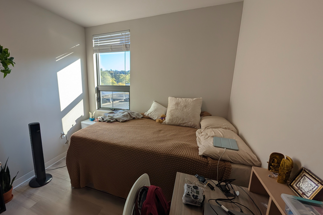 Bedroom - Fieldstone Slate Spring Lease Transfer (or Sublet) Apartments
