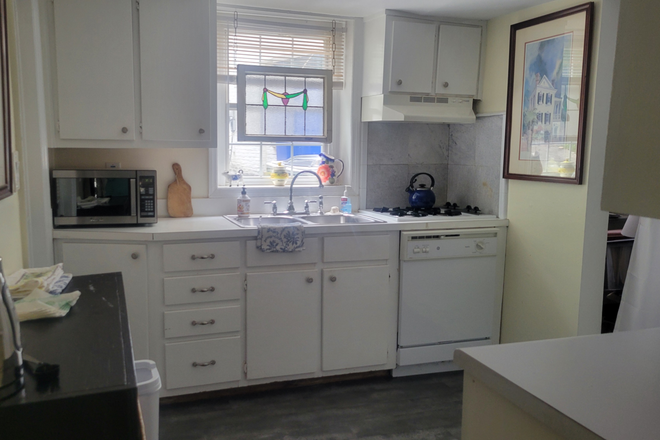 Kitchen - 2 BR/2BA Heart of Ansley Park Apartments
