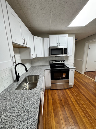 kitchen - Great one bedroom East Side line in Oak Hill Pawtucket Apartments