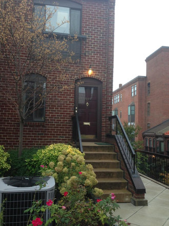 Georgetown - - Beautiful Rooms — 2‑Min Walk to Friendship Heights Metro | 1 Stop to AU Law & AU Shuttle House