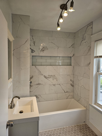 Bathroom - FALADE'S PROPERTY Apartments
