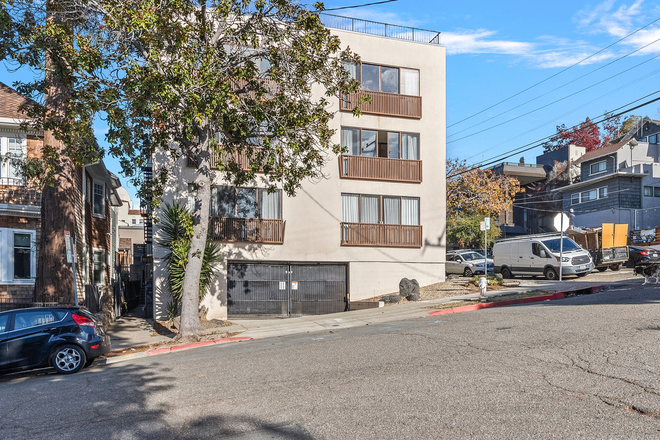 Outside View - 2330 Warring Street Berkeley, CA 94704 Apartments