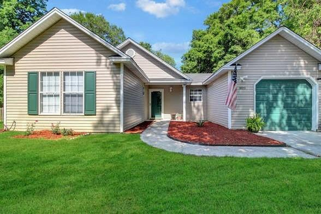 Front of home - 3 bedroom/2 bathroom house for rent