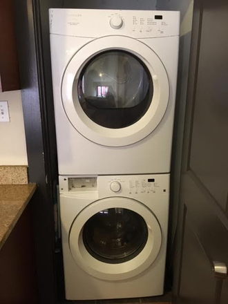 Washer dryer - Only one block from  campus. Furnished. Last 2 rooms available in all girl unit Apartments