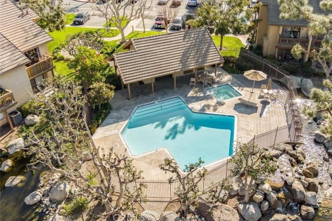 Pool - Beautiful Newly Renovated 2BD Condo
